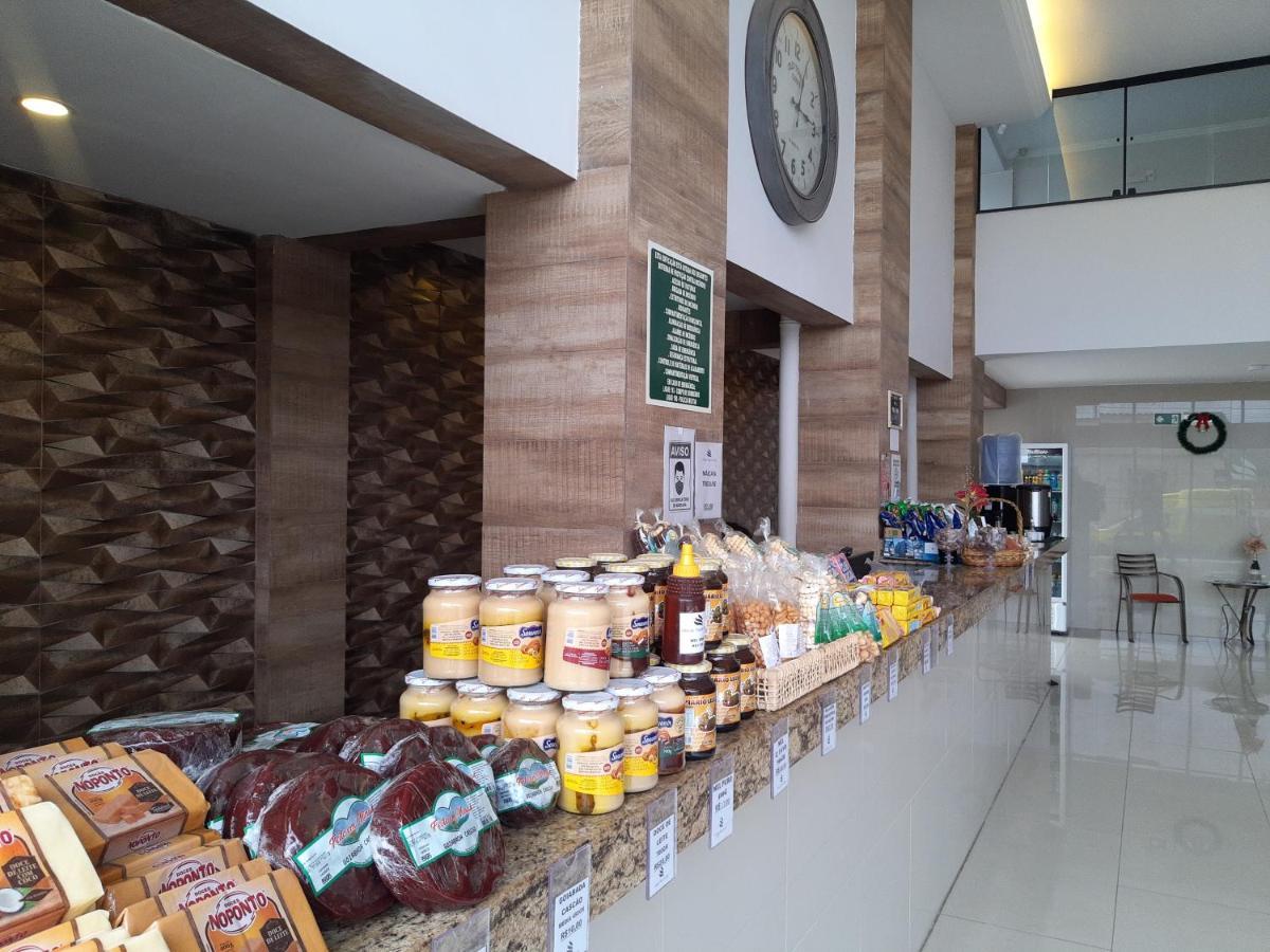 Village Plaza Hotel Barbacena Exterior photo